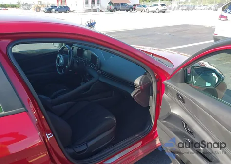 2025 Hyundai Elantra Sel Sport from USA, damaged, VIN KMHLM4DG6SU897932